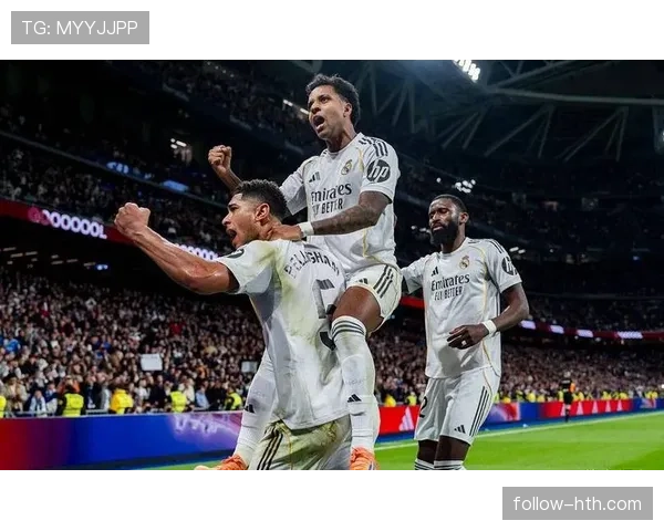 皇马后防线稳定发挥引关注,球队整体实力持续走强 皇马后防线稳定发挥引关注,球队整体实力持续走强