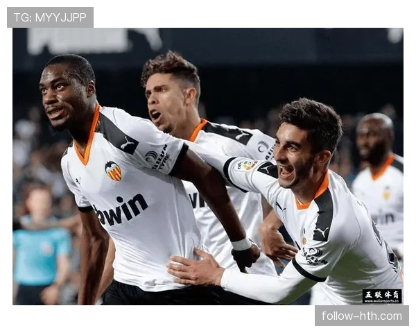 西甲精彩回顾:高光时刻点燃赛场,球队竞争力显著提升 西甲精彩回顾:高光时刻点燃赛场,球队竞争力显著提升